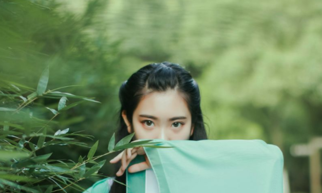 离婚后各种不顺，现在负债累累的女人。李双林