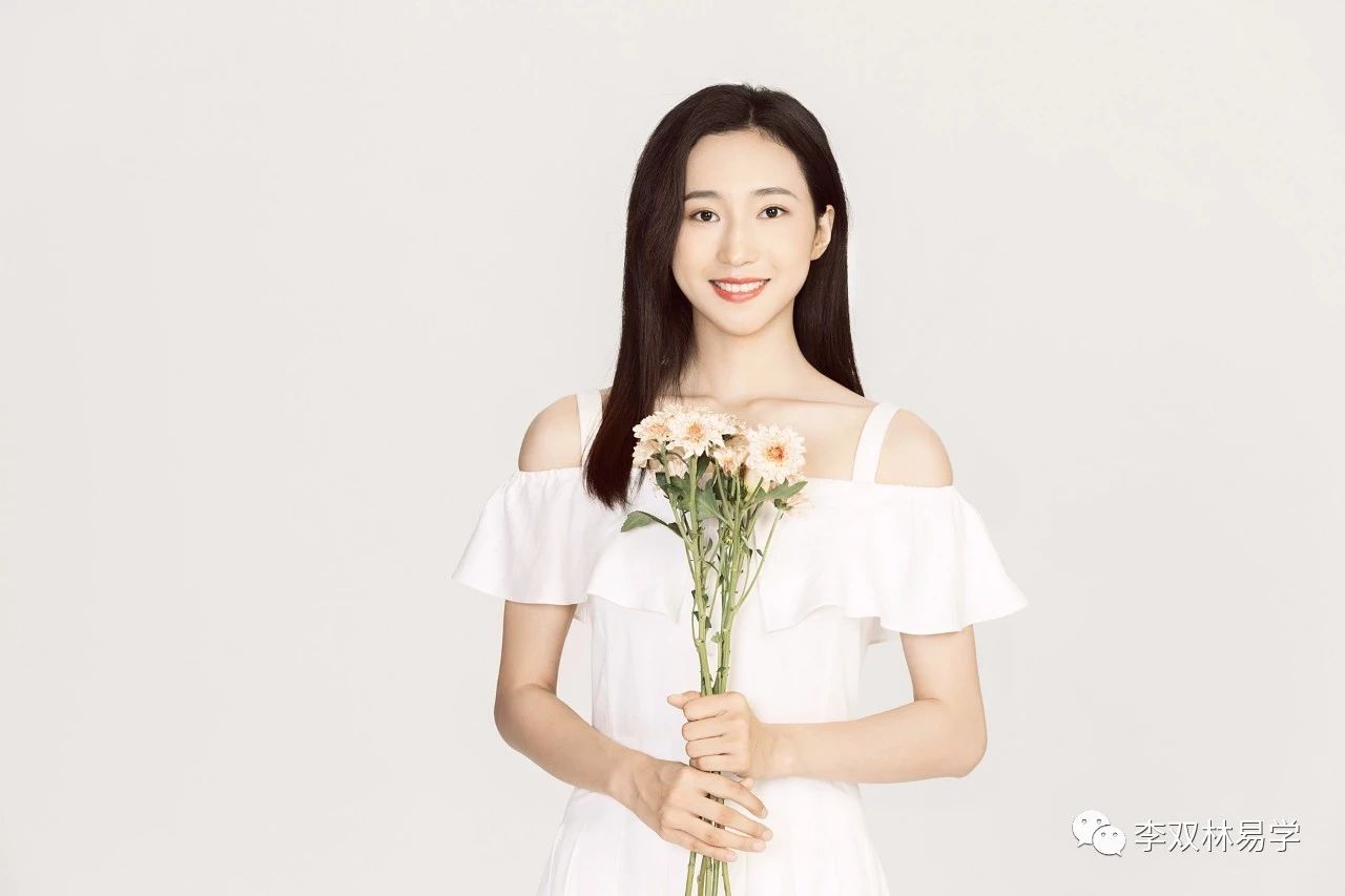 一生福禄双全，财官印相生的女人。李双林