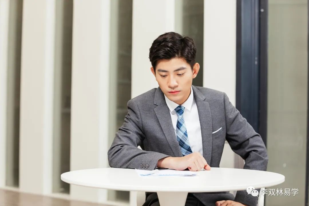 知我所能，将尽善尽美，知我所不能，要虚怀若谷。李双林